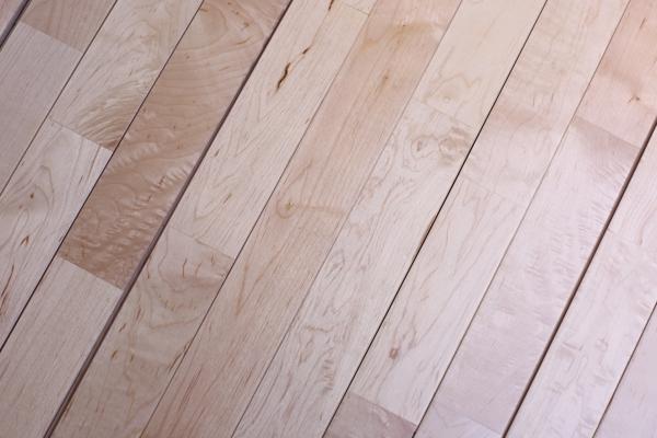 安陽(yáng)運(yùn)動(dòng)木地板價(jià)格