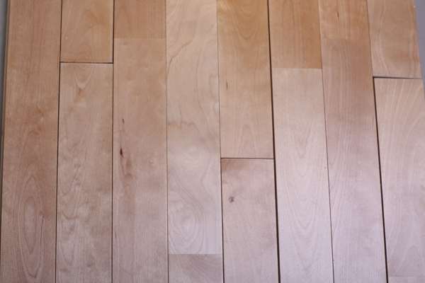 義馬運動木地板施工